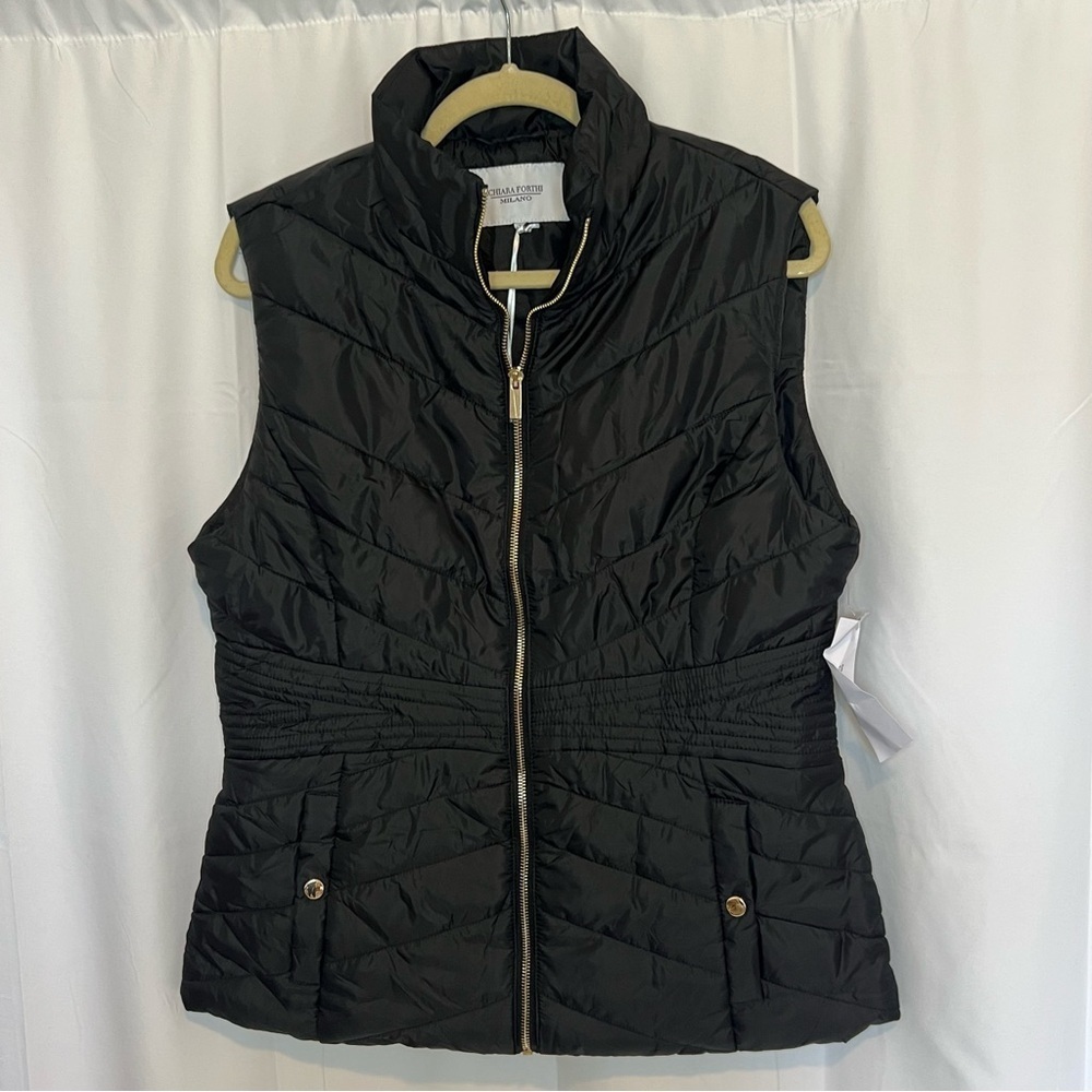 Chiara Forthi Milano Black Vest Size M NWT's - Picture 1 of 5
